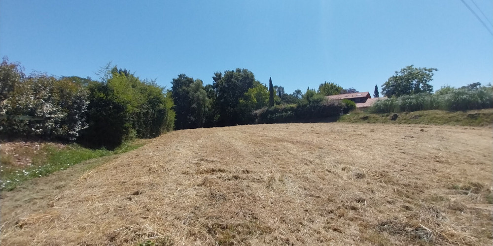 terrain à ST PIERRE D AURILLAC (33490)